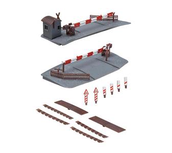 206971 Faller Beschrankter Bahnübergang 120173.jpg